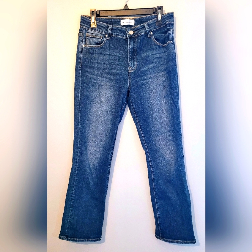 Women's RISEN Size 29 Blue Jeans